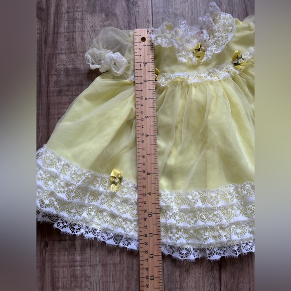 Vintage light Yellow white Lace pink flower Baby girl infant Dress dainty pretty - Picture 3 of 6